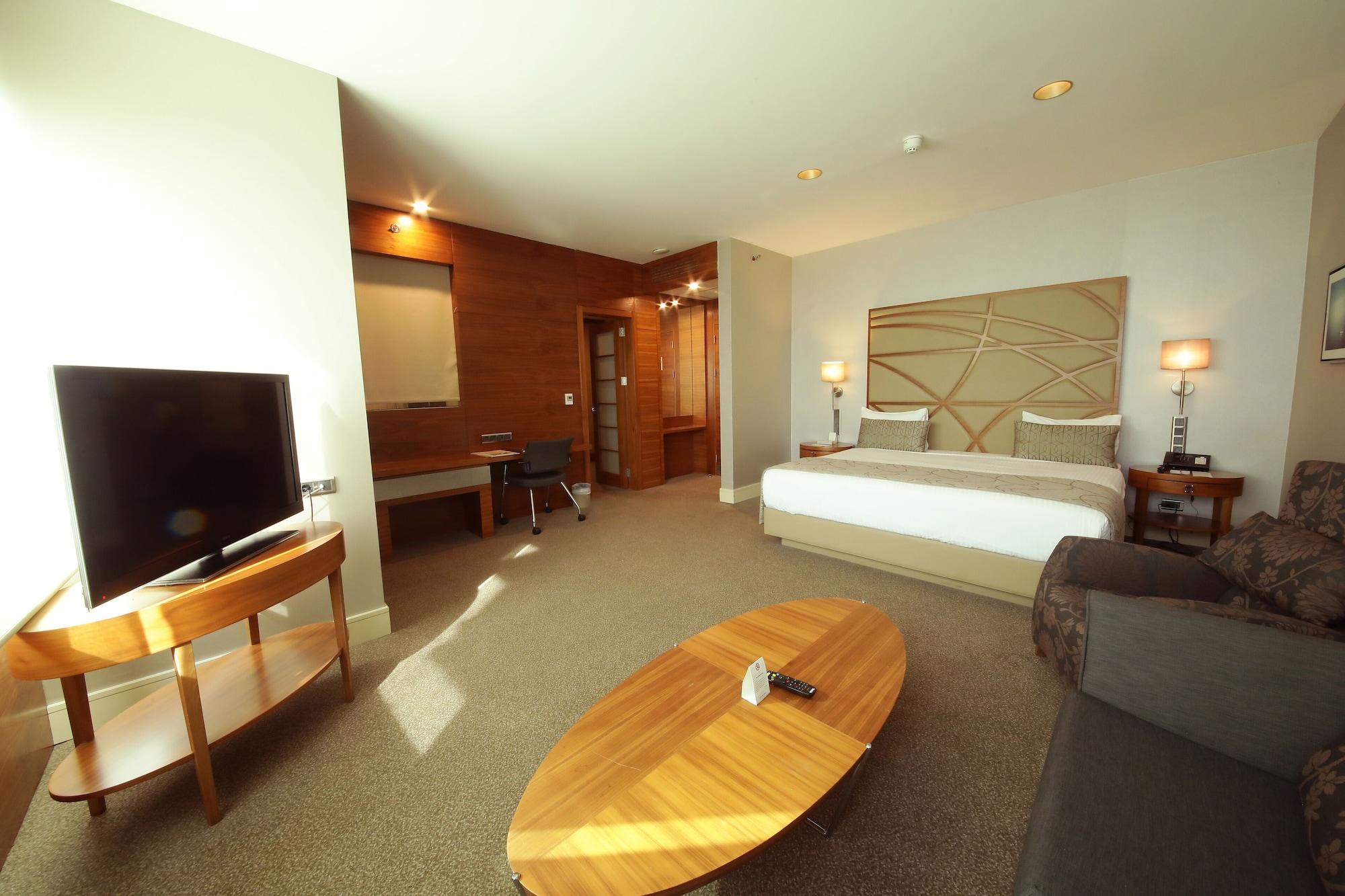 Cevahir Hotel Istanbul Asia מראה חיצוני תמונה A room at the hotel