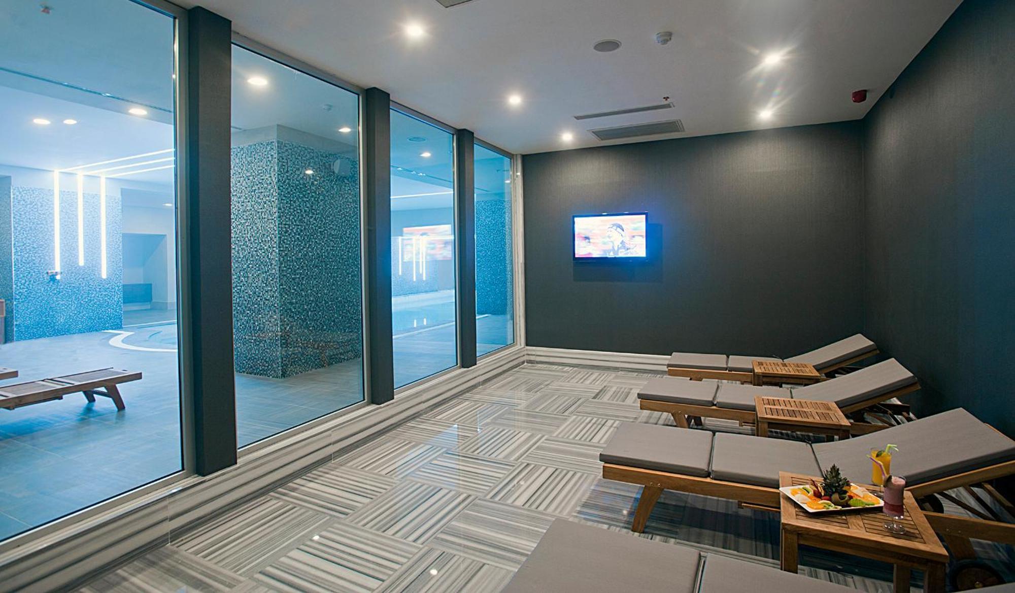 Cevahir Hotel Istanbul Asia מראה חיצוני תמונה The spa at The Dorchester